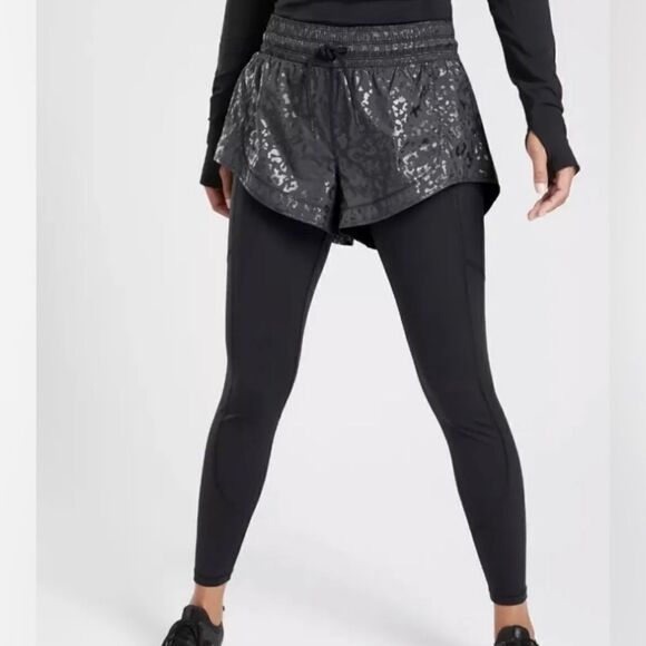 Athleta Black Rainier 2-in-1 Tight Layered Shorts Leggings Combo - Size: Small - Picture 1 of 10